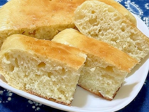 フライパンで焼く 中力粉のフォカッチャ